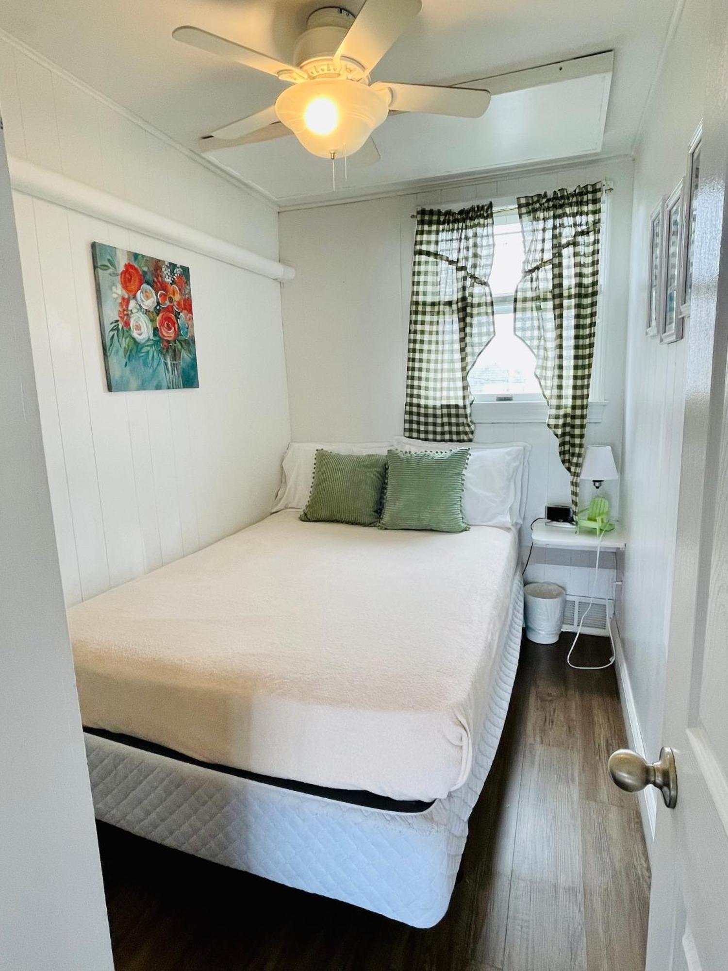 The Garlands Motel Dennisport Habitación foto